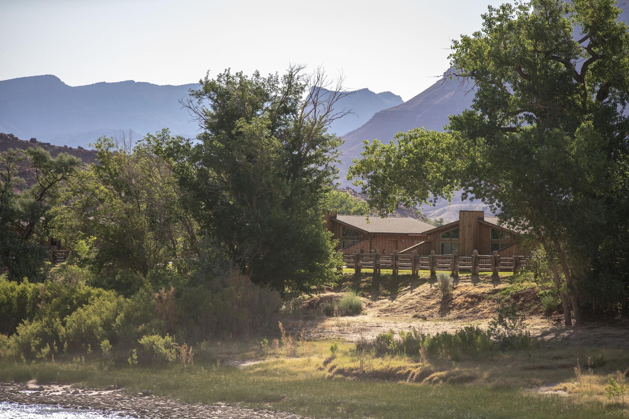 Red Cliffs Lodge Моаб Экстерьер фото