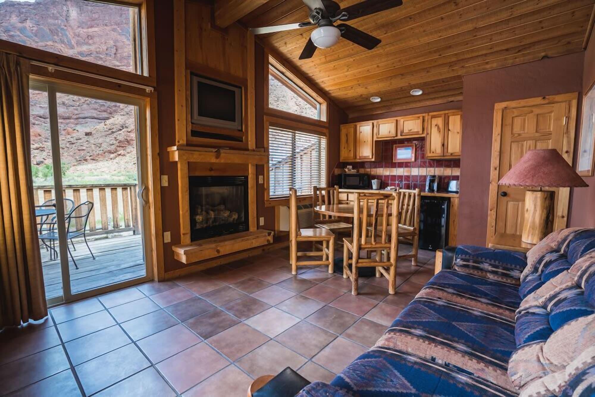 Red Cliffs Lodge Моаб Экстерьер фото
