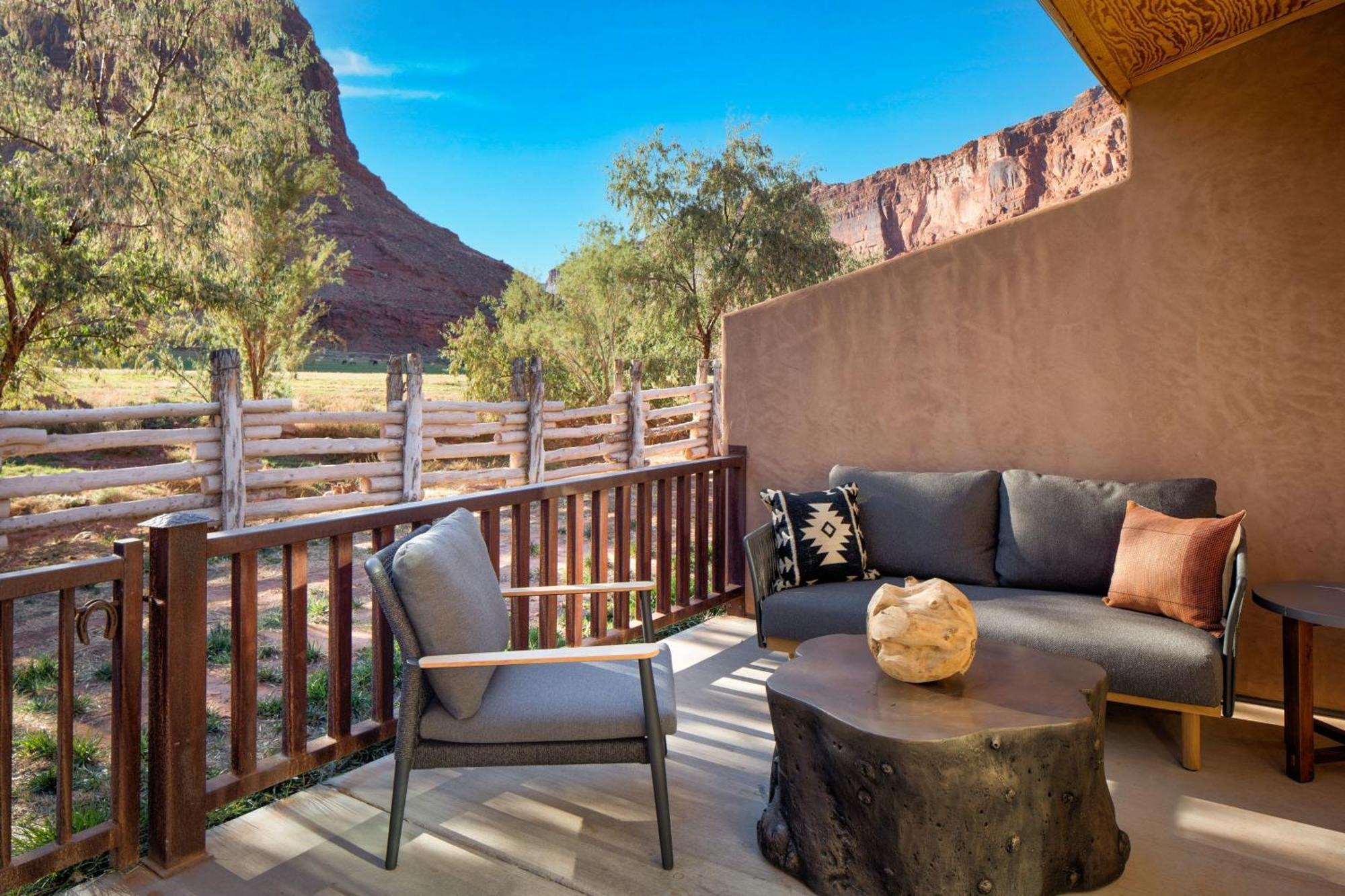 Red Cliffs Lodge Моаб Экстерьер фото